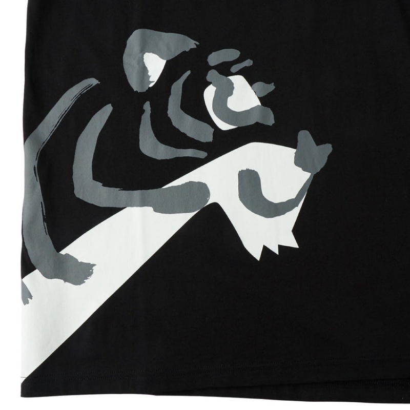 Black Women's Onitsuka Tiger Graphic T Shirts Online India | C7K-8692