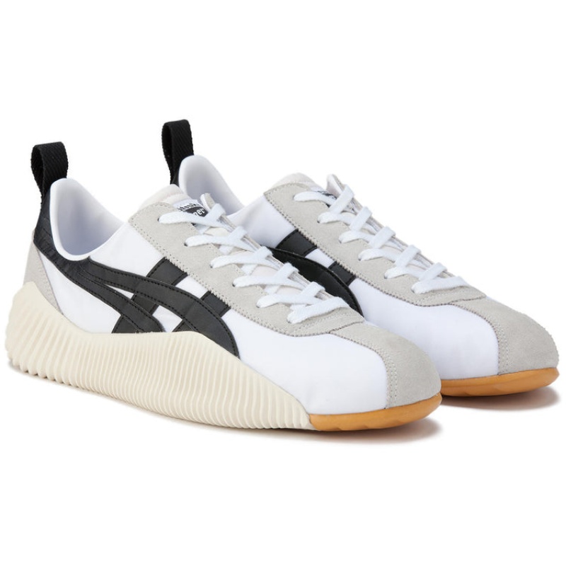 White / Black Women's Onitsuka Tiger Acromount Sneakers Online India | K3Y-6199